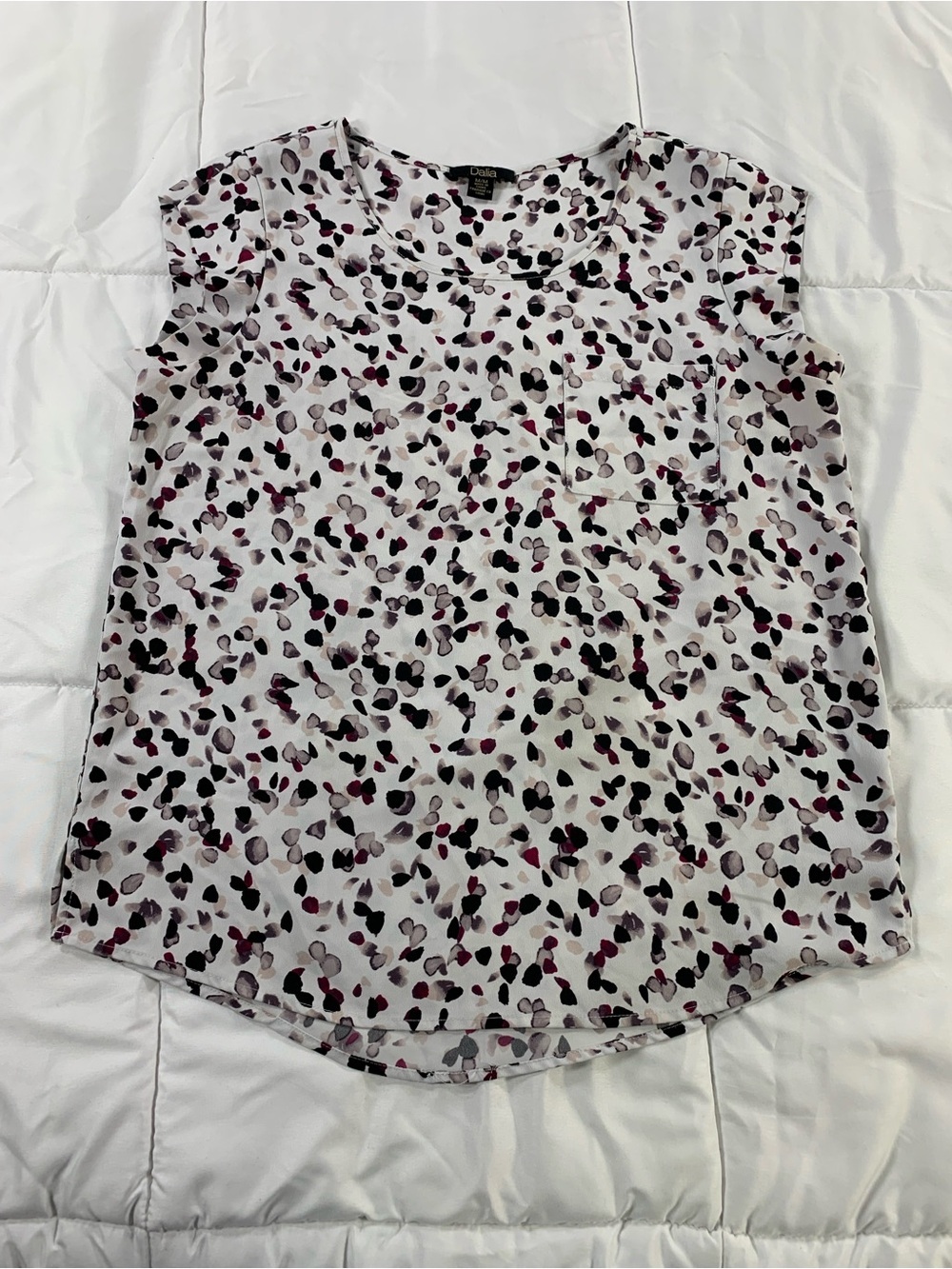 Pre loved DALIA shirts womens size M
